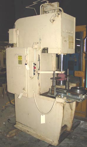 15 Ton Hannifin Hydraulic Press - P11695