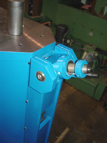 Hydraulic Bending / Pressing Machine