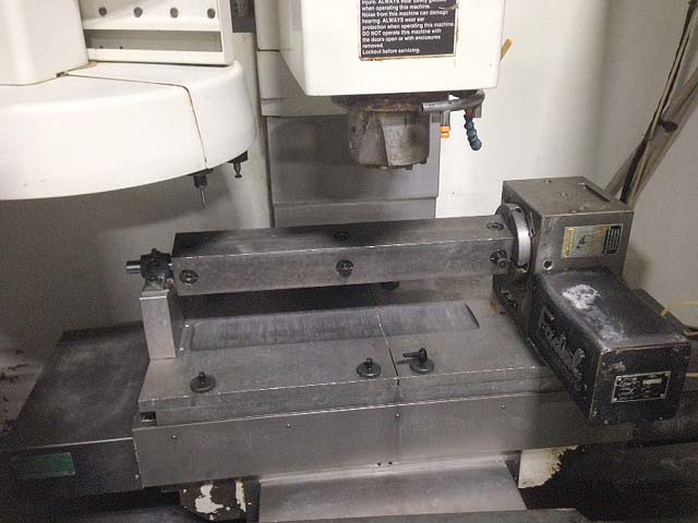 Fadal VMC-3016 CNC Machining Center 40 Taper CNC Vertical Mill with Fadal Control for sale