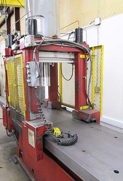 125 Ton Traveling 4-Post Hydraulic Straightening Press for sale