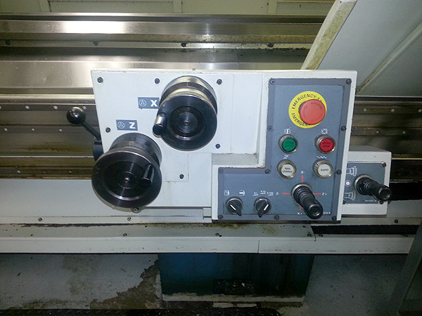 Romi M27 Flat Bed CNC Teach Lathe combo Manual and CNC lathe for sale