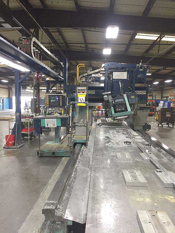Used Cincinnati Milacron 30V 5-Axis Rail Type CNC Vertical Machining Center For Sale, Used CNC Vertical Machining Center For Sale